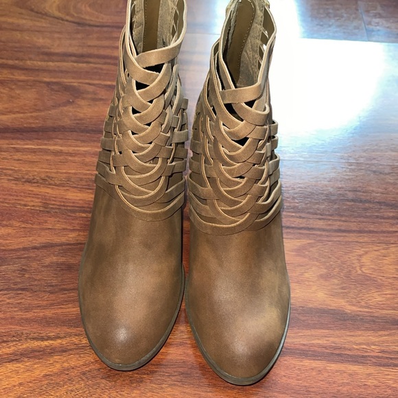 Womens Arizona Booties - Picture 6 of 11